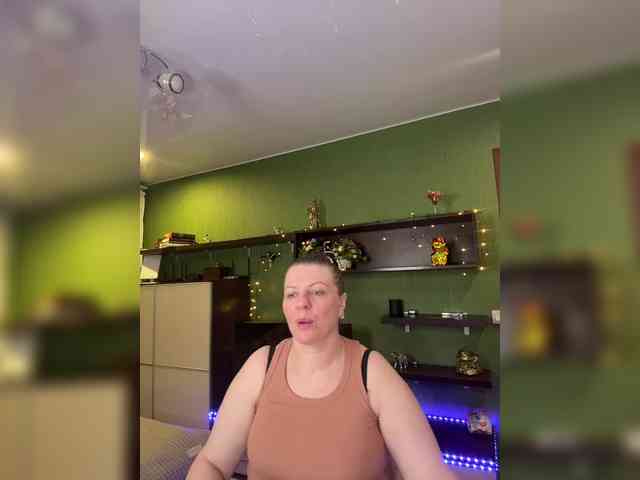 Veronika_Gold webcam