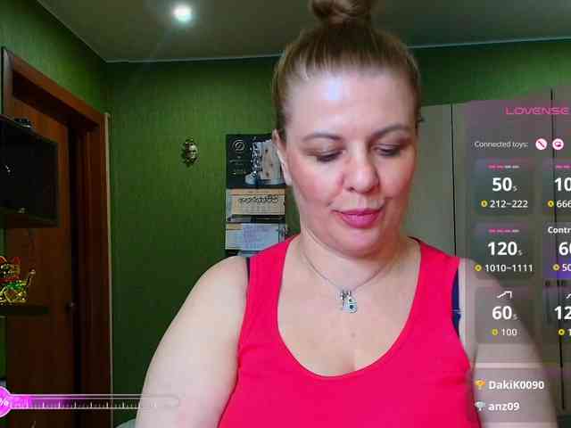 Veronika_Gold webcam
