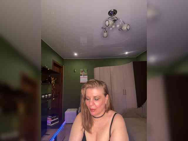 Veronika_Gold webcam
