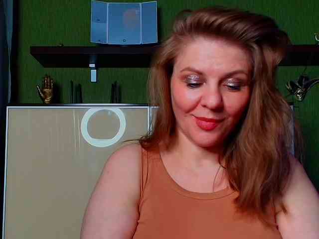 Veronika_Gold webcam