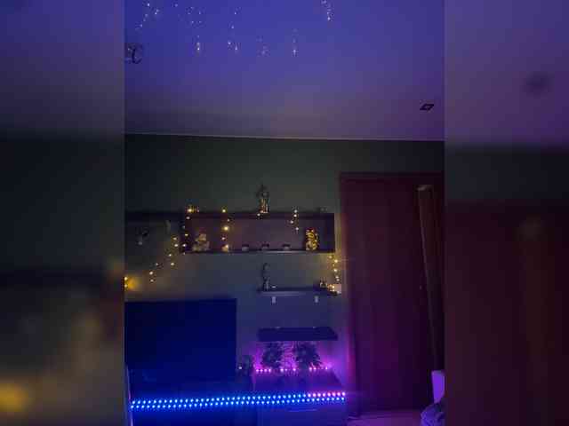 Veronika_Gold webcam