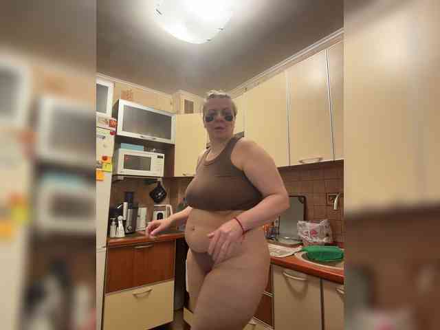 Veronika_Gold webcam