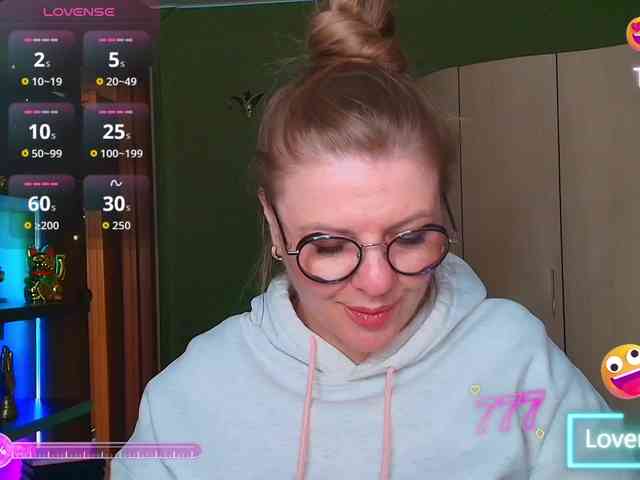 Veronika_Gold webcam