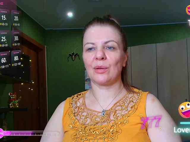 Veronika_Gold webcam