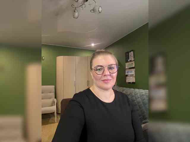 Veronika_Gold webcam