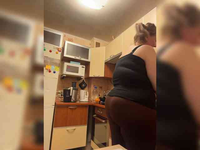 Veronika_Gold webcam