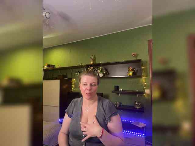 Veronika_Gold webcam