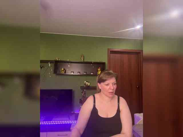 Veronika_Gold webcam