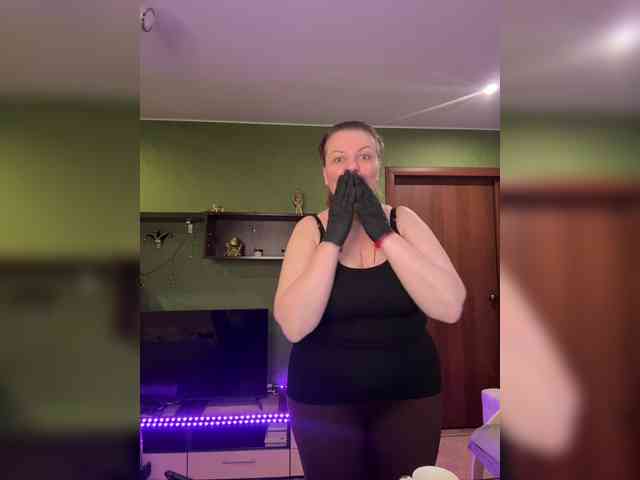 Veronika_Gold webcam