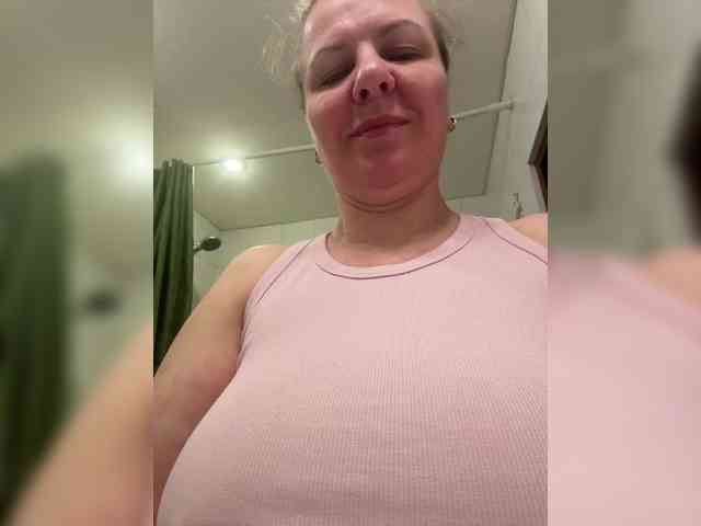 Veronika_Gold webcam