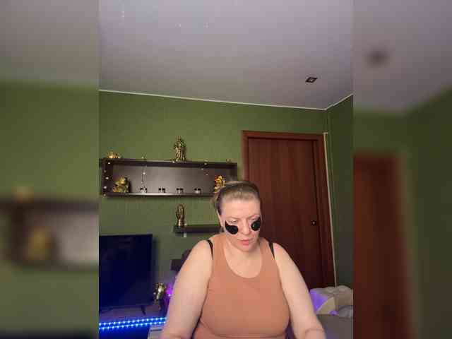 Veronika_Gold webcam