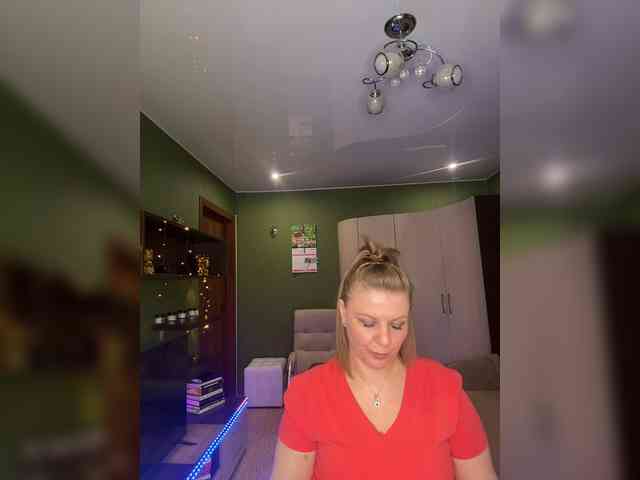 Veronika_Gold webcam