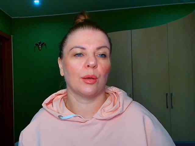 Veronika_Gold webcam