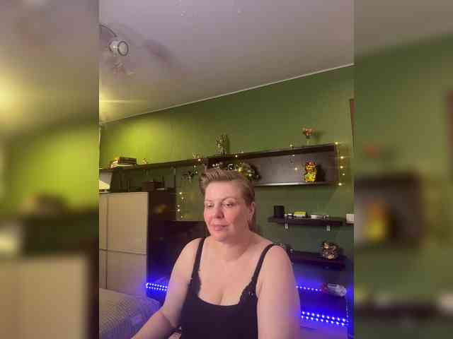 Veronika_Gold webcam