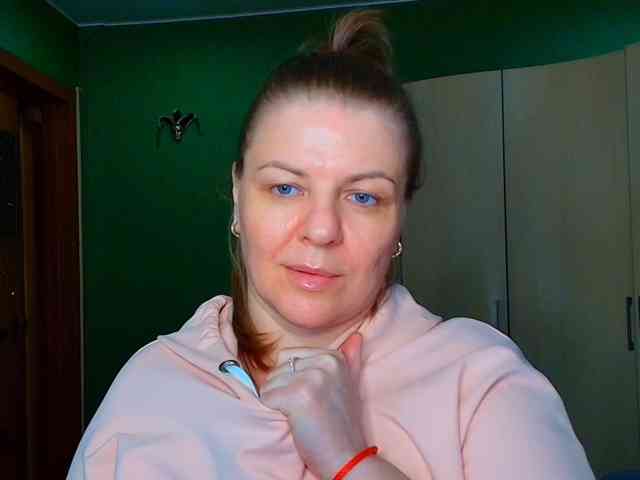 Veronika_Gold webcam