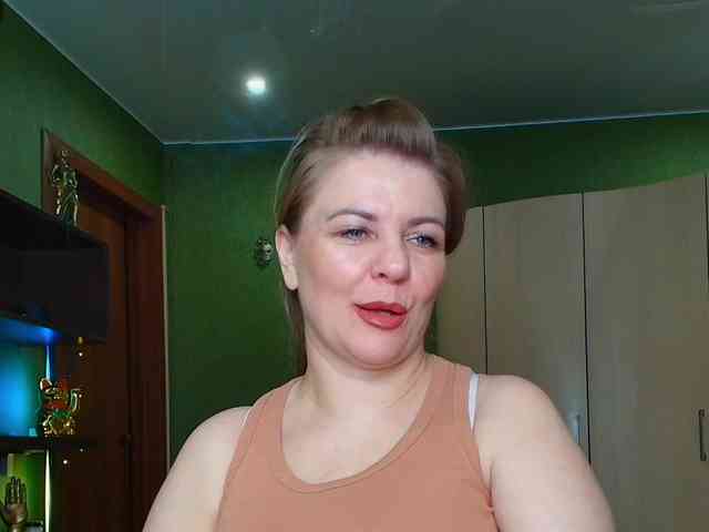 Veronika_Gold webcam