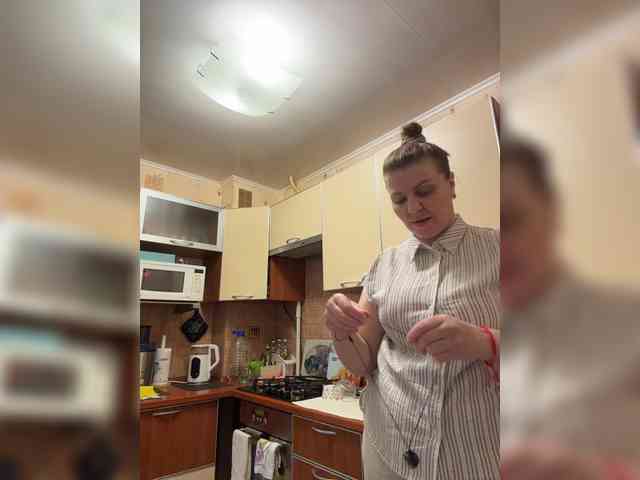 Veronika_Gold webcam
