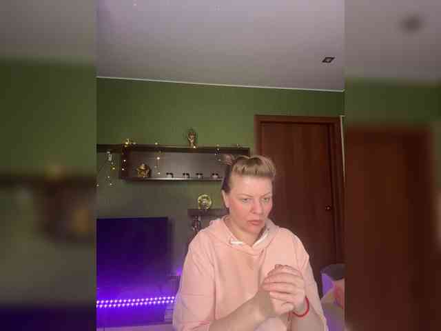 Veronika_Gold webcam