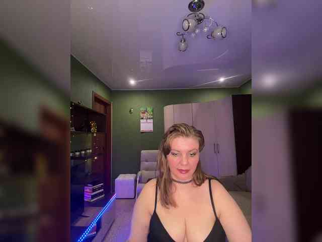 Veronika_Gold webcam