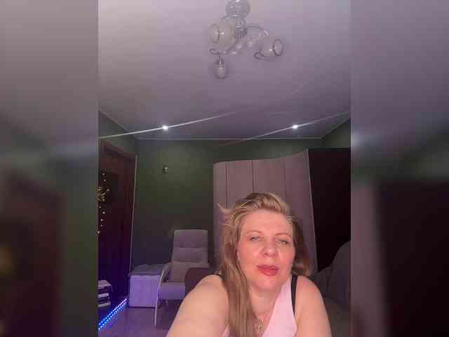 Veronika_Gold webcam