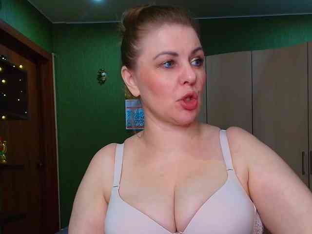Veronika_Gold webcam