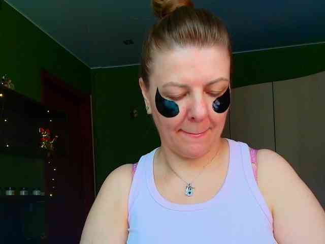 Veronika_Gold webcam