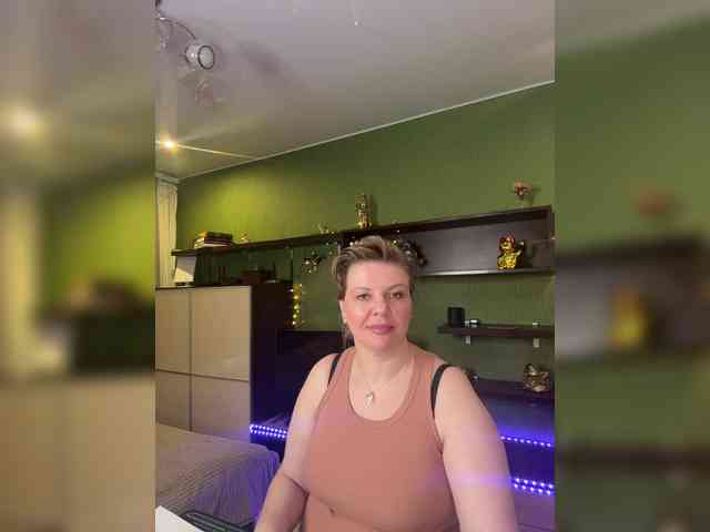 Veronika_Gold webcam