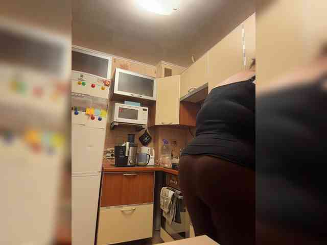 Veronika_Gold webcam