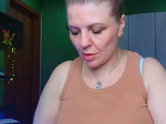 Veronika_Gold webcam