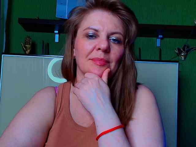 Veronika_Gold webcam