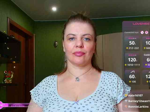 Veronika_Gold webcam