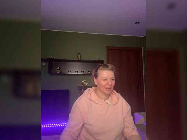 Veronika_Gold webcam