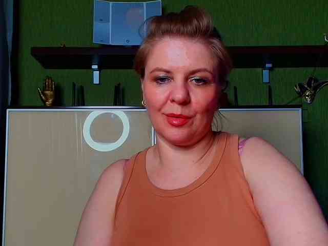 Veronika_Gold webcam