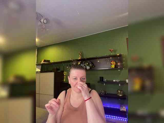 Veronika_Gold webcam