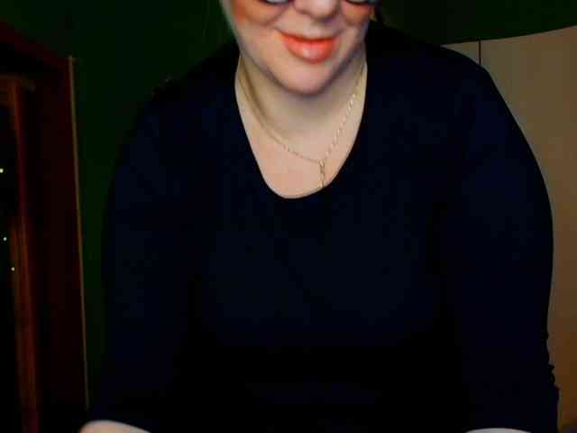 Veronika_Gold webcam