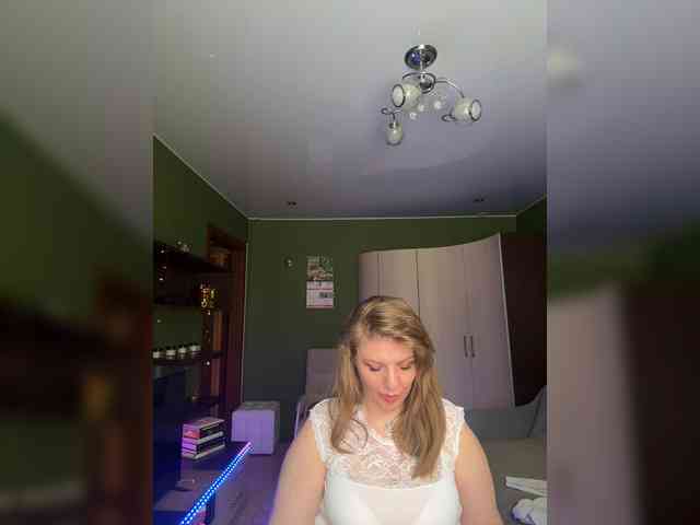 Veronika_Gold webcam