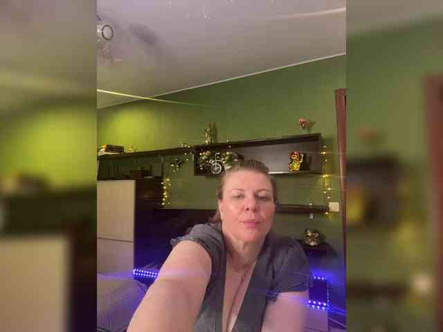 Veronika_Gold webcam