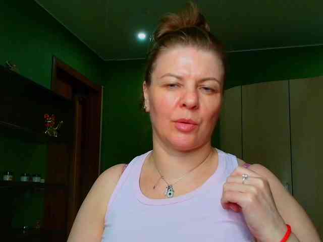 Veronika_Gold webcam