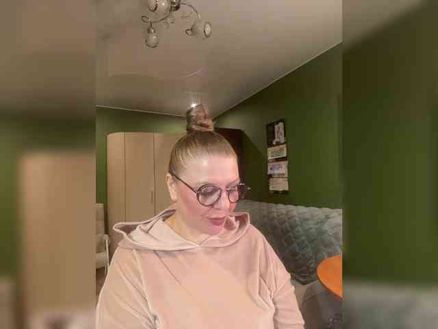 Veronika_Gold webcam