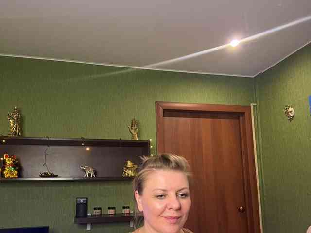 Veronika_Gold webcam