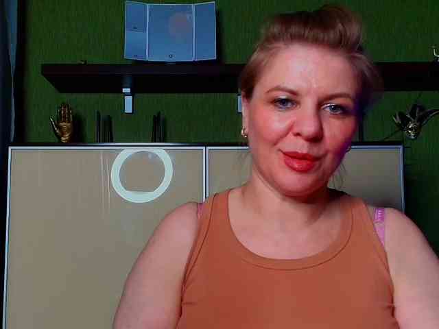 Veronika_Gold webcam