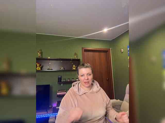 Veronika_Gold webcam