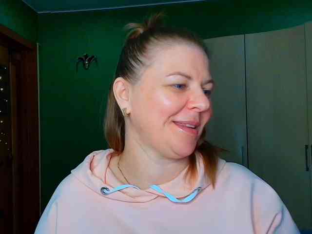 Veronika_Gold webcam