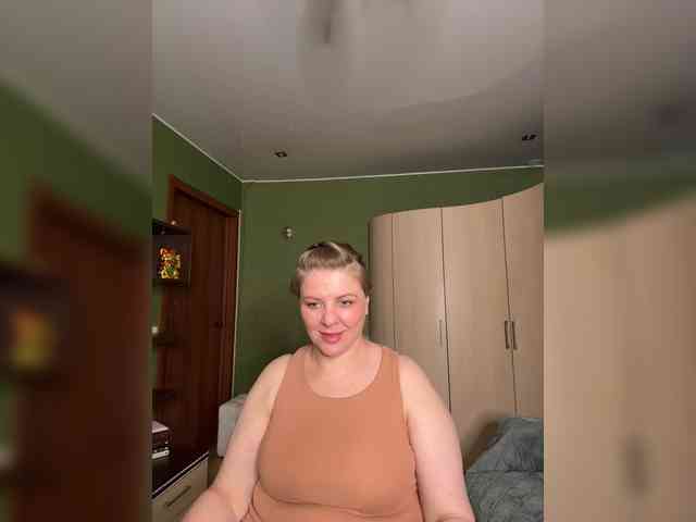 Veronika_Gold webcam