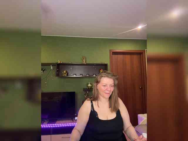 Veronika_Gold webcam