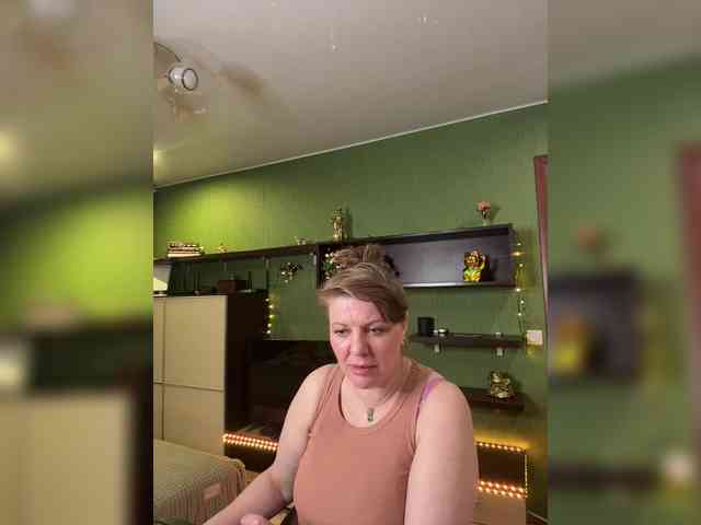 Veronika_Gold webcam