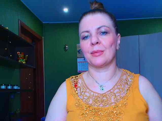 Veronika_Gold webcam