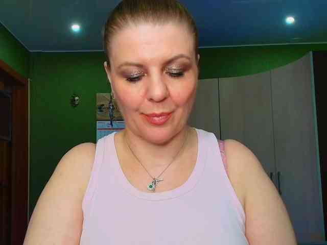 Veronika_Gold webcam