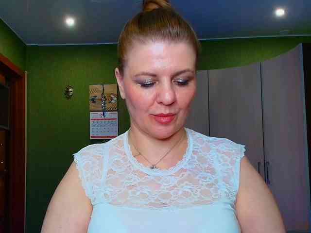 Veronika_Gold webcam