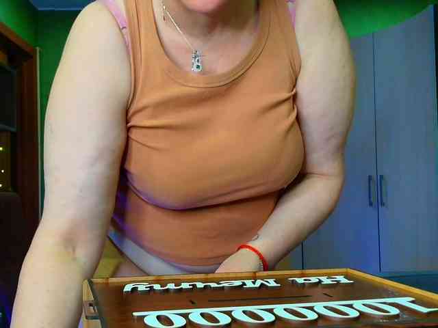 Veronika_Gold webcam